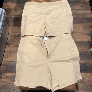 NWOT Old Navy tan shorts